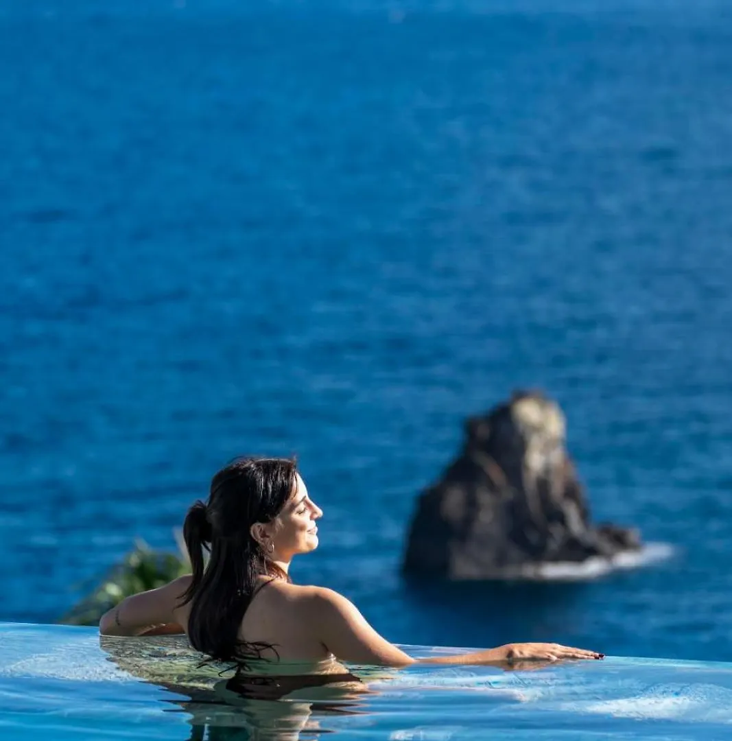 Appartamento Savoy Monumentalis V A Retreat In An Icon Of Luxury Funchal  Portogallo