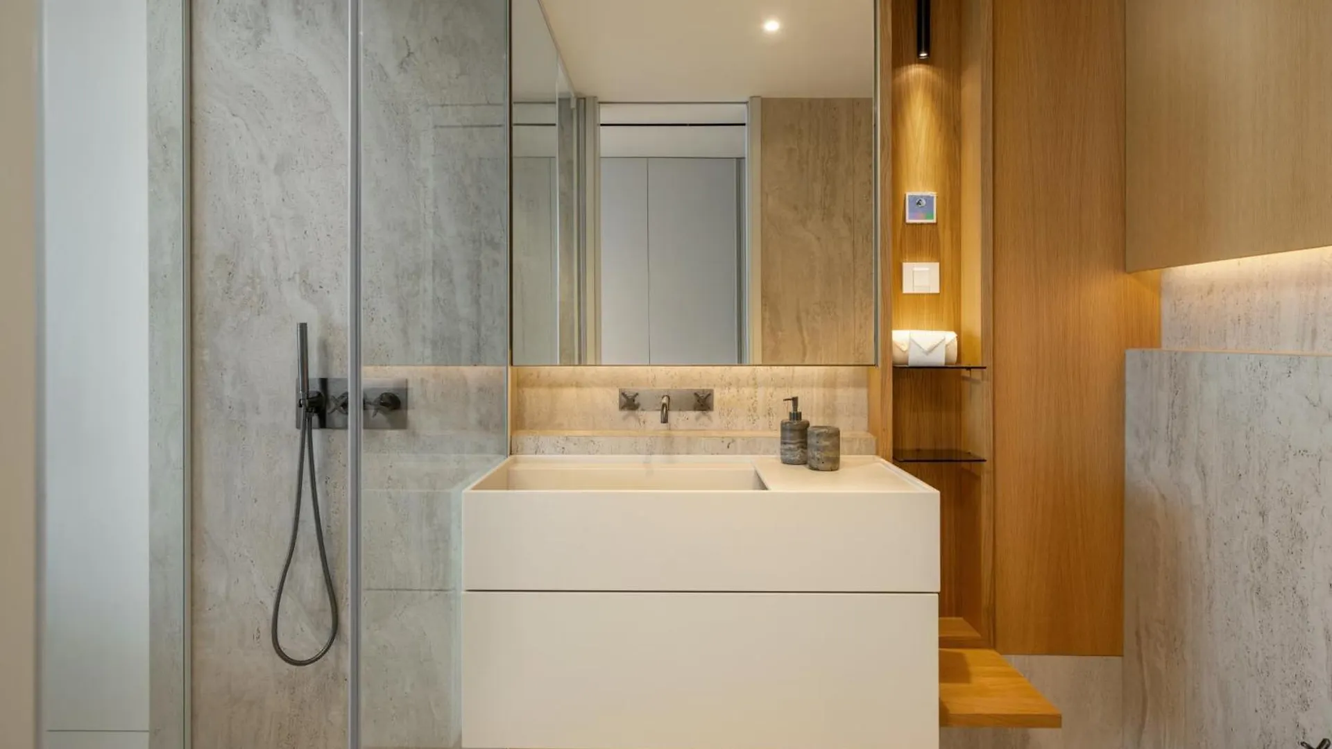 Appartamento Savoy Monumentalis V A Retreat In An Icon Of Luxury Funchal  Funchal (Madeira)